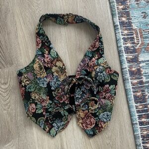 Vici Multicolor Floral Lace-Up Vest